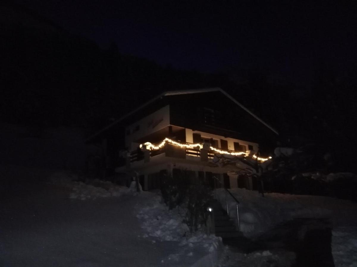 Chalet Waldrand Inden Bagian luar foto
